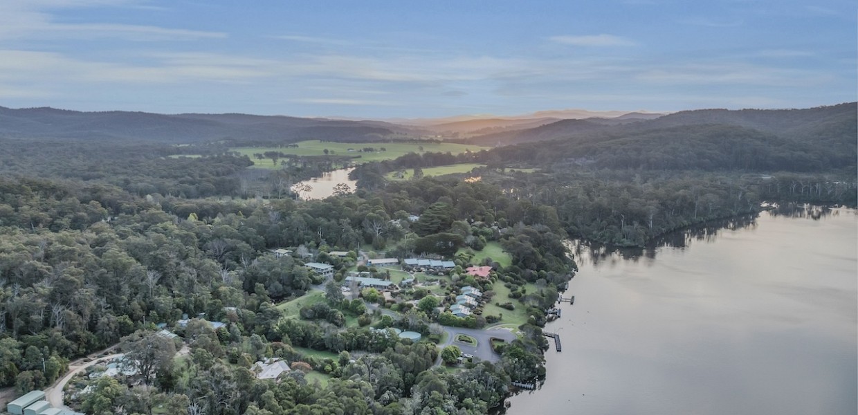 Mallacoota Inlet eco-resort Gipsy Point Lakeside for sale through ResortBrokers